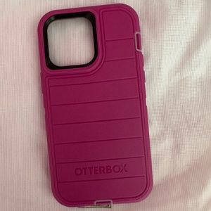 Otterbox Defender iPhone 14 Pro Max Case